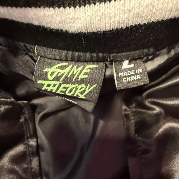 Vintage-Style Unisex Embroidered Tiger Bomber Jacket by Game Theory - Picture 7 of 12